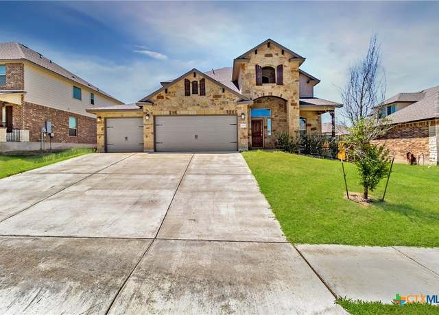 Property at 1306 Roma St, Harker Heights, TX 76548, 5 beds, 2.5 baths
