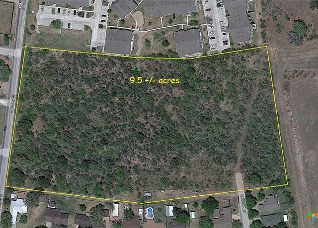 Property at 01 N Valley St, Cuero, TX 77954