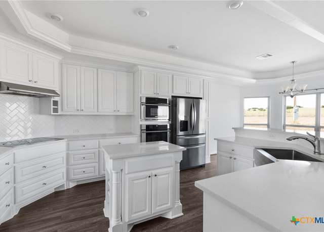 Property at 1298 County Road 2337, Lampasas, TX 76550, 4 beds, 2.5 baths