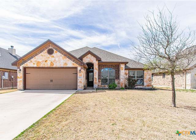 Property at 3301 Crystal Ann Dr, Temple, TX 76502, 4 beds, 2 baths