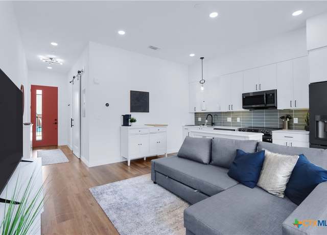 Property at 2165 Gabriels Pl #1110, New Braunfels, TX 78130, 1 bed, 1 bath