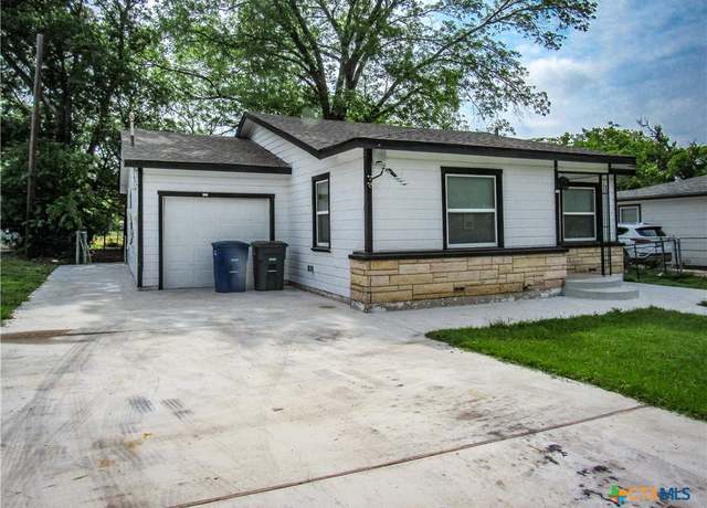 Property at 401 Veterans Ave, Copperas Cove, TX 76522, 2 beds, 1 bath