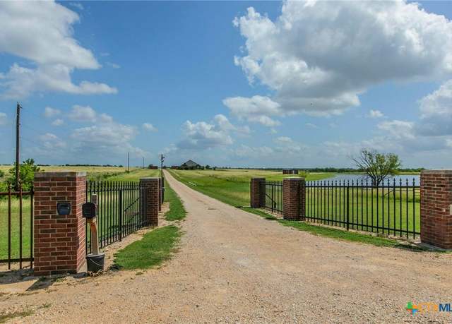 Property at 2450 W Amity Rd, Salado, TX 76571, 4 beds, 3 baths