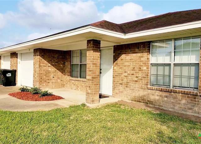 Property at 123 & 125 6th St, Vanderbilt, TX 77991, 4 beds, 2 baths