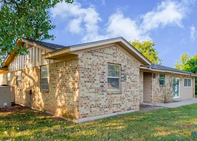 Property at 517 County Road 4876, Copperas Cove, TX 76522, 4 beds, 2 baths