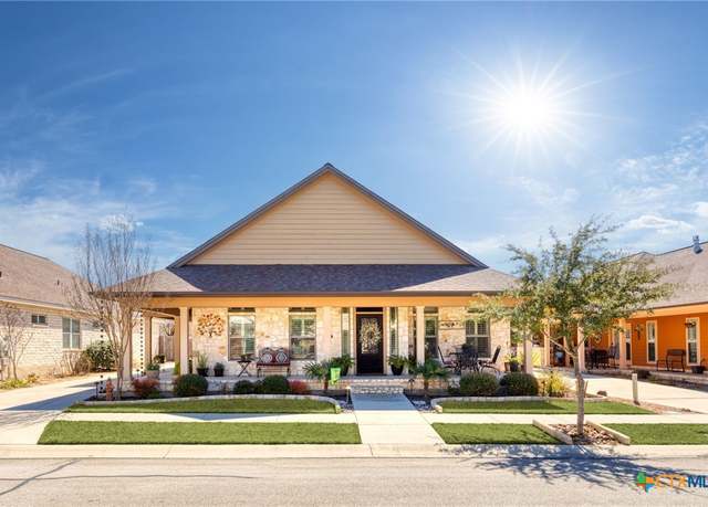 Property at 1458 Janets Way, New Braunfels, TX 78130, 4 beds, 3 baths