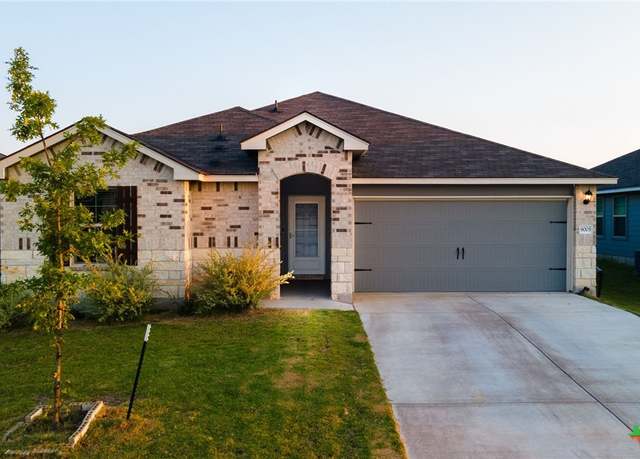 Property at 9005 Cantera Ridge Rd, Temple, TX 76502, 3 beds, 2 baths