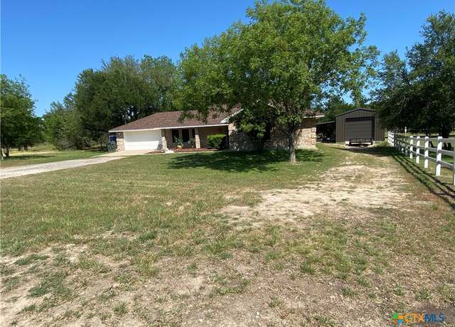 Property at 11501 Salado Springs Cir, Salado, TX 76571, 3 beds, 2 baths