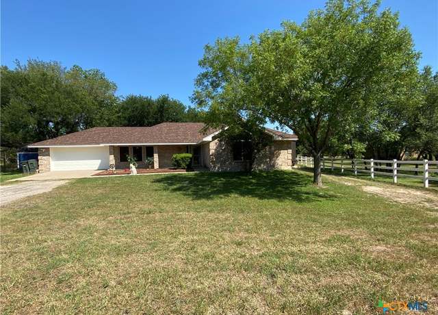 Property at 11501 Salado Springs Cir, Salado, TX 76571, 3 beds, 2 baths