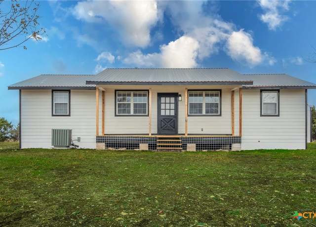Property at 340 Frazier Ln, Burnet, TX 78611, 3 beds, 2 baths
