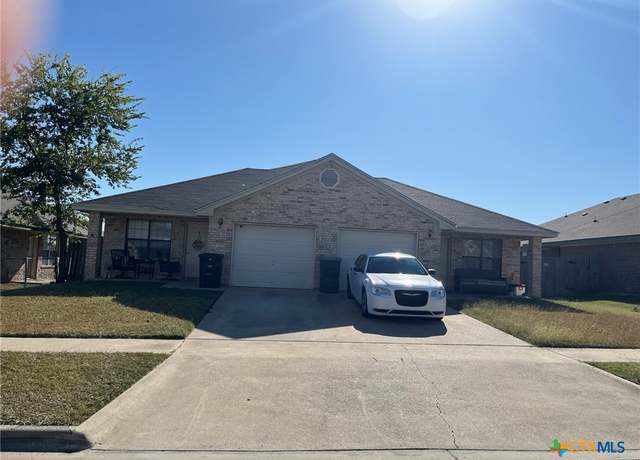 Property at 4902 John David Dr, Killeen, TX 76549, 6 beds, 4 baths