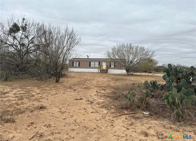 Property at 925 County Road 2629, Moore, TX 78057, 3 beds, 2 baths