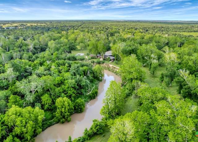 Property at 000 San Antonio River Rd, Victoria, TX 77905, 4 beds