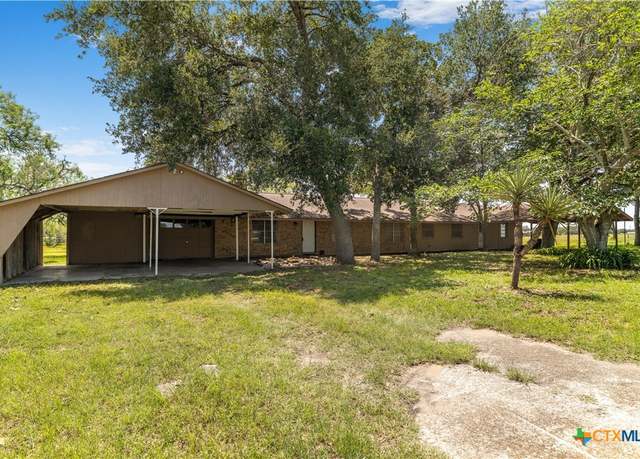 Property at 347 Green Acres Rd, Yorktown, TX 78164, 4 beds, 2 baths