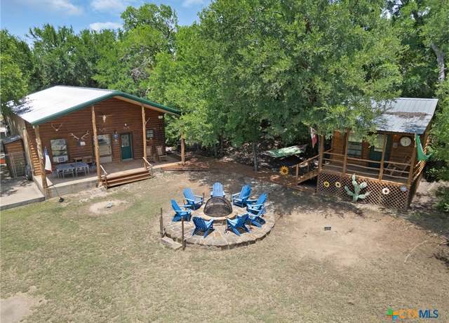 Property at 20525 N Us Hwy 281, Lampasas, TX 76550, 6 beds, 3 baths