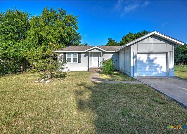 Property at 908 S 22nd St, Temple, TX 76501, 3 beds, 2 baths