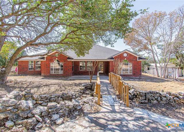 Property at 13989 Indian Bluff Rd, Temple, TX 76502, 3 beds, 2 baths