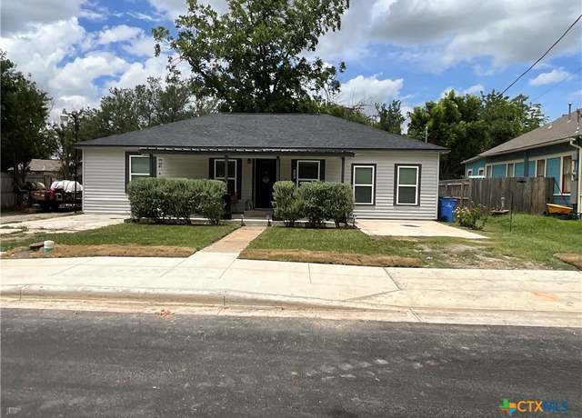 Property at 1210 N Milam St, Seguin, TX 78155, 3 beds, 2 baths