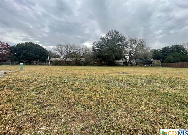 Property at 313 Club Vw, Seguin, TX 78155