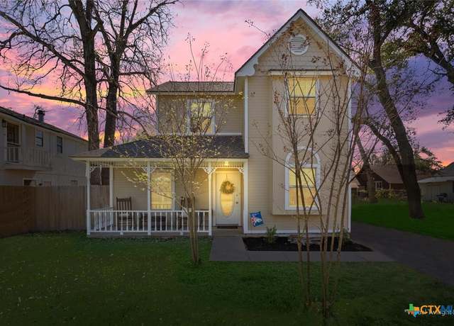 Property at 711 E 12th St, Cameron, TX 76520, 3 beds, 1.5 baths