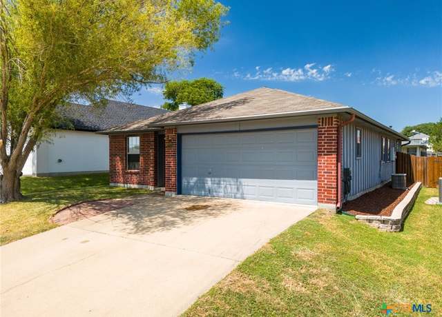 Property at 2705 Blackburn Dr, Killeen, TX 76543, 3 beds, 2 baths