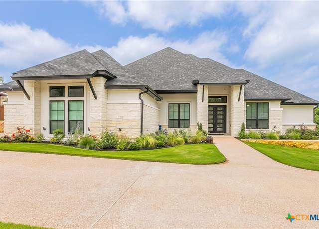 Property at 1606 Alta Vista Loop, Temple, TX 76502, 4 beds, 3.5 baths