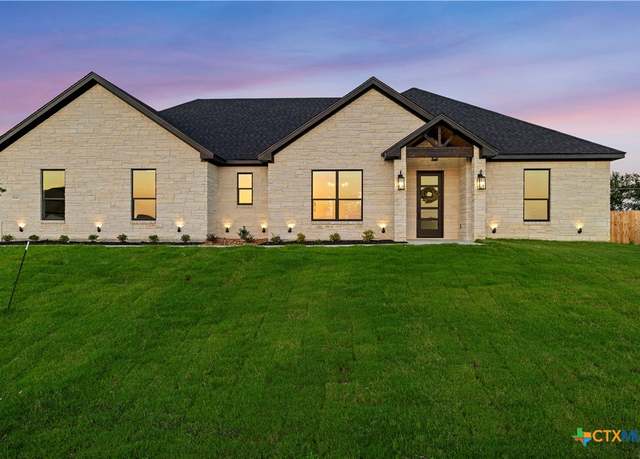 Property at 8167 Travertine Ln, Temple, TX 76502, 3 beds, 2 baths