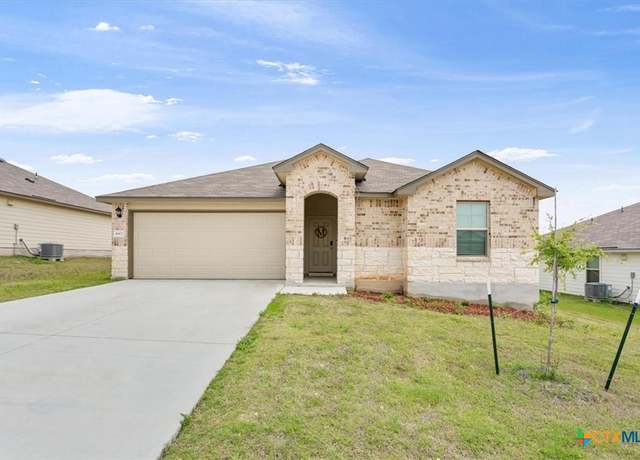 Property at 4902 Vivien St, Killeen, TX 76549, 3 beds, 2 baths