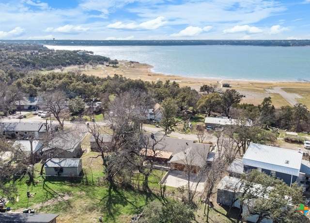 Property at 419 Woodland Point Rd, Belton, TX 76513, 3 beds, 2 baths