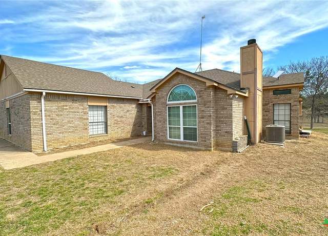 Property at 3138 County Road 3220, Kempner, TX 76539, 6 beds, 2.5 baths