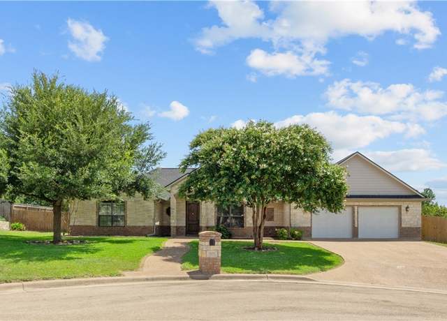 Property at 1103 Ridgeview Dr, Temple, TX 76502, 3 beds, 2.5 baths