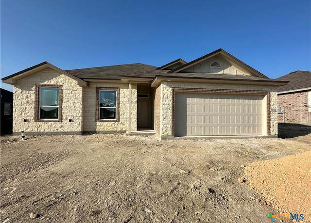 Property at 3004 Seeker St, Killeen, TX 76549, 5 beds, 2.5 baths