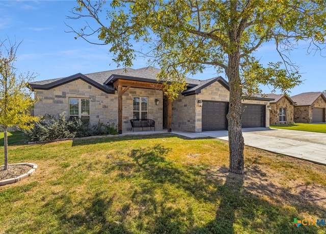 Property at 220 Pecan Meadow Ln, Harker Heights, TX 76513, 4 beds, 2.5 baths