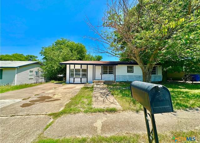 Property at 909 S 23rd St, Copperas Cove, TX 76522, 3 beds, 1 bath