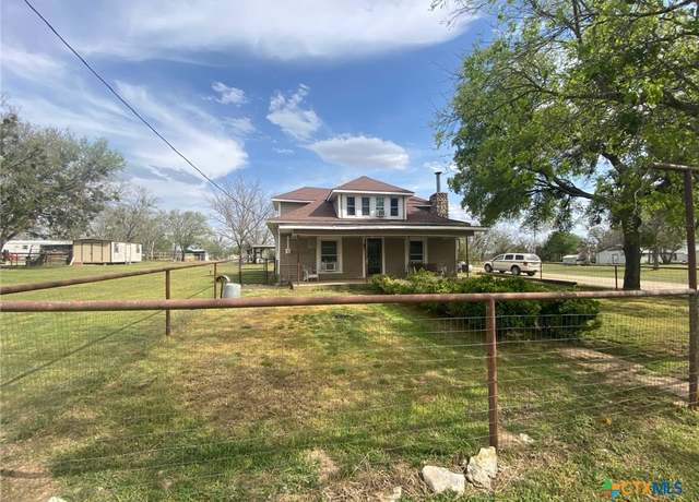 Property at 4506 Fm 930, Gatesville, TX 76528, 4 beds, 1 bath