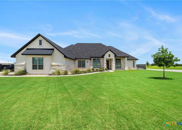 Property at 813 Reston Rd, Temple, TX 76502, 4 beds, 3 baths