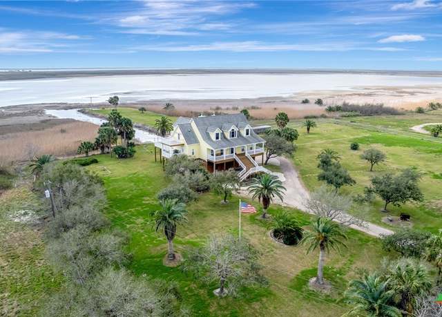 Property at 8036 State Highway 316, Port Lavaca, TX 77979, 4 beds, 4.5 baths