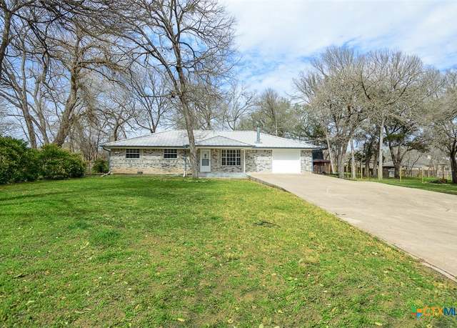 Property at 866 Benchmark Trl, Belton, TX 76513, 3 beds, 2 baths