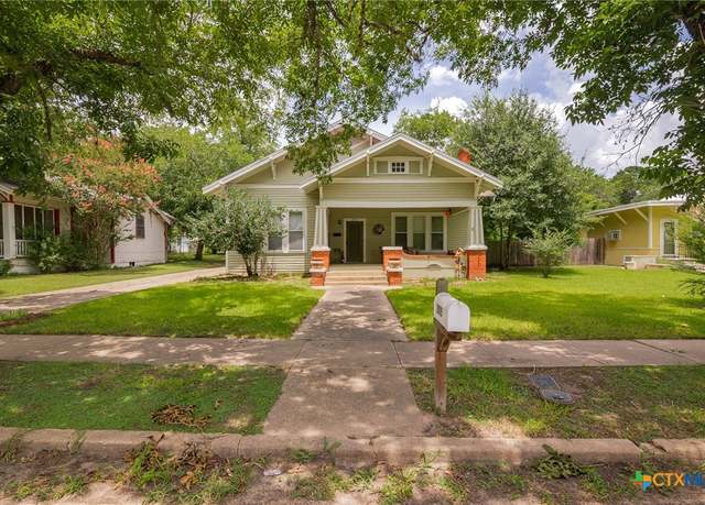 Property at 205 Coke St, Yoakum, TX 77995, 3 beds, 2 baths