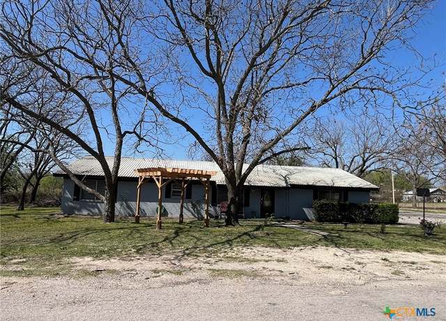 Property at 300 S 3rd St, Lometa, TX 76853, 3 beds, 2 baths