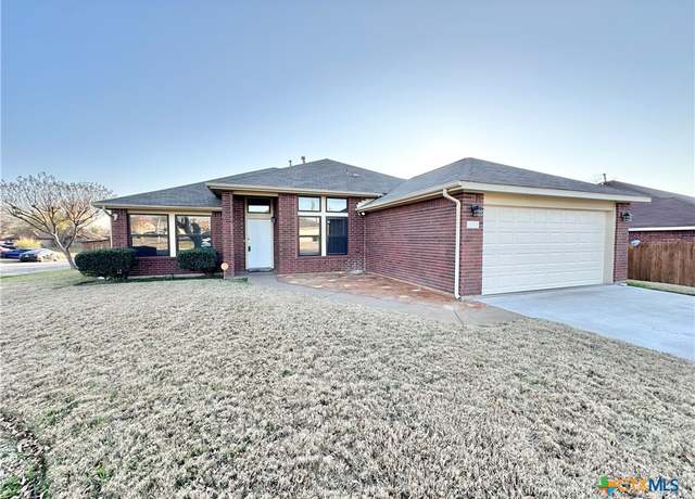 Property at 210 Black Hawk Trl, Harker Heights, TX 76548, 3 beds, 2 baths