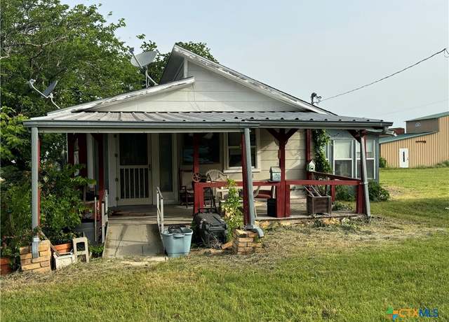 Property at 235 Murray Ln, Gatesville, TX 76528, 3 beds, 2 baths