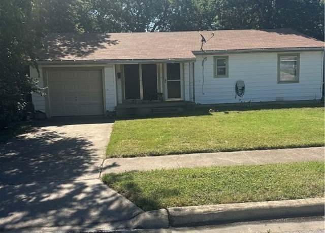 Property at 1004 S 2nd St, Killeen, TX 76541, 3 beds, 1 bath