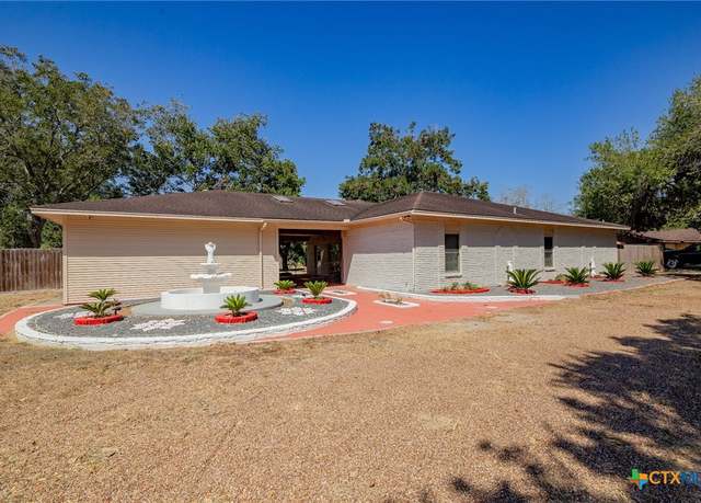 Property at 608 Berwick St, Victoria, TX 77904, 3 beds, 2 baths