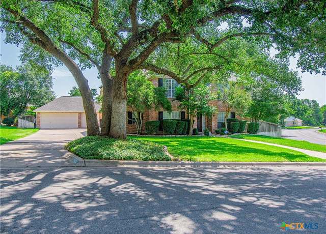 Property at 2404 Holly Ln, Temple, TX 76502, 4 beds, 3.5 baths