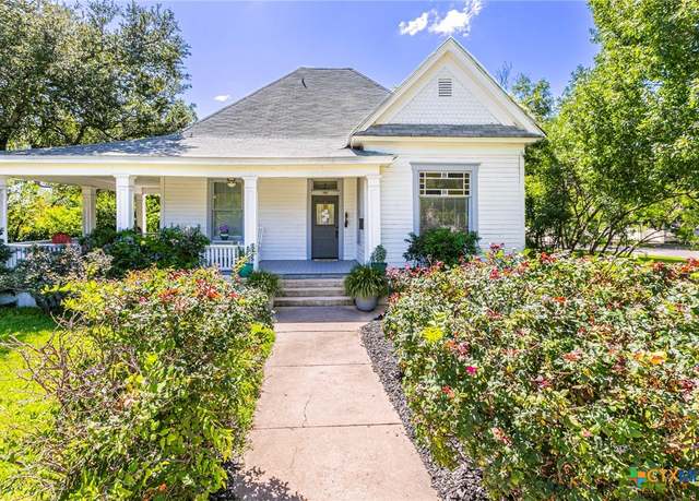 Property at 618 N Penelope St, Belton, TX 76513, 3 beds, 3 baths