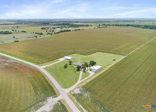 Property at 17179 Cyclone Rd, Burlington, TX 76519, 5 beds, 3.5 baths