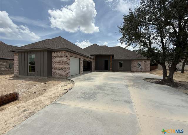 Property at 1325 Shirley Faye Ln, Salado, TX 76571, 4 beds, 3 baths
