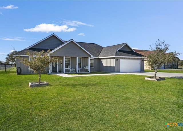 Property at 641 Thormeyer Rd, Seguin, TX 78155, 3 beds, 2 baths