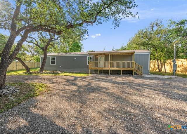 Property at 27 Briarwood, Morgans Point Resort, TX 76513, 3 beds, 2 baths
